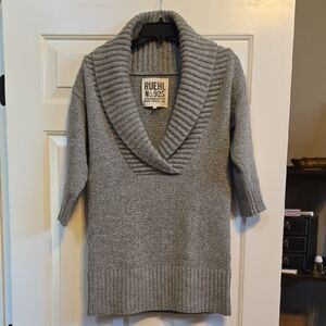 Women's Gray Sweater